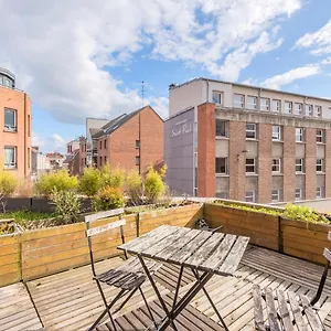 Lumineux Avec Rooftop Et Garage Prive. Appartement Lille